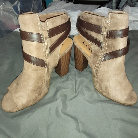 Lov Mark Open Toe Suede Booties size 10 - Picture 9 of 13